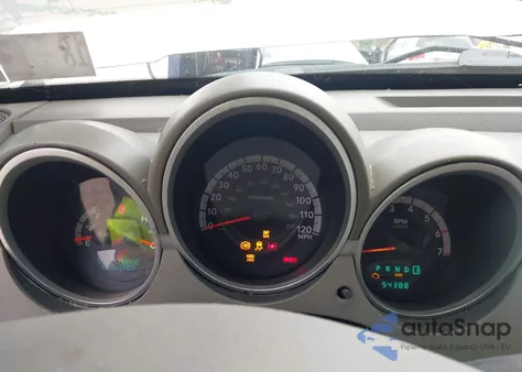 2008 Dodge Nitro Slt/Rt z USA, uszkodzony, nr VIN 1D8GU58K18W217430